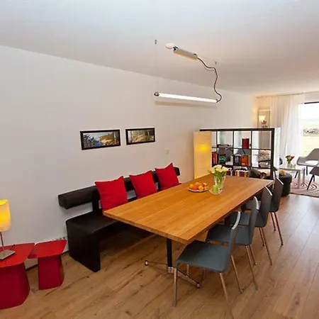Mit Terrasse Im Haus Mit Grillplatz Lejlighed